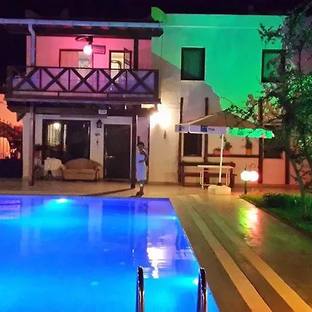 Otel Borabora 2*