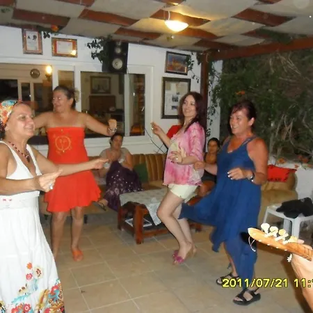 Borabora بيتيس